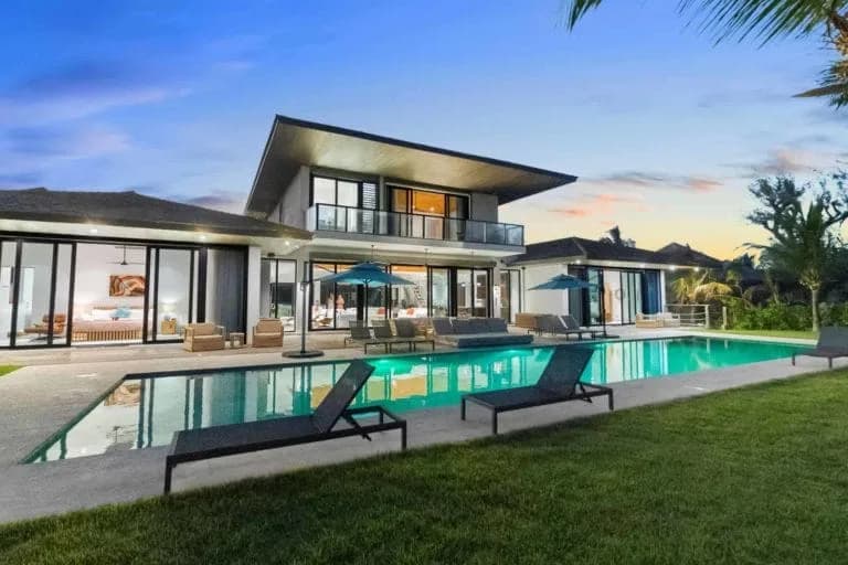 Secluded Mansions