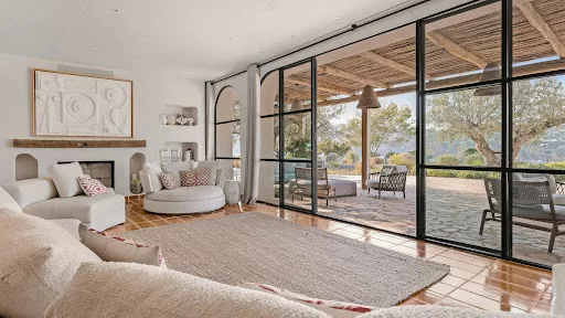 Biophilic architecture and interiors